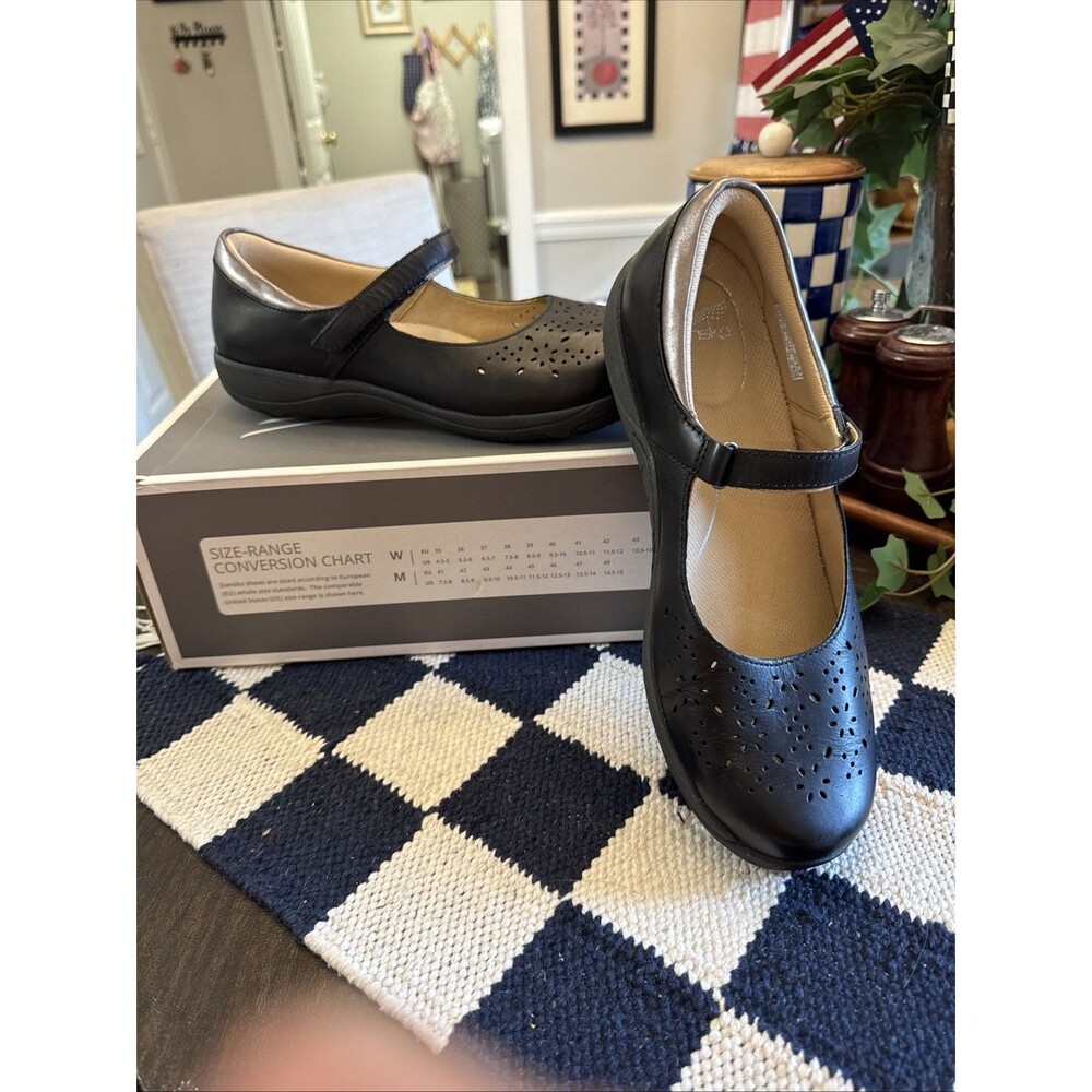 Dansko Stacy Women's Casual Shoes, Black Waxy Burnished, W41